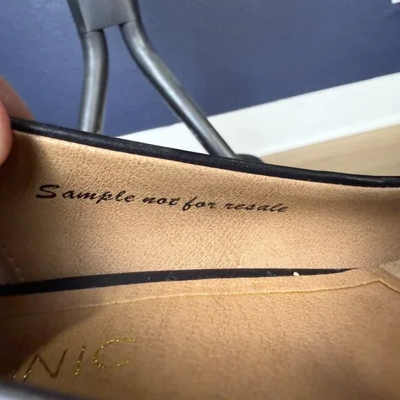 Vionic Josie pointed toe kitten heels, size 7 - Picture 10 of 12